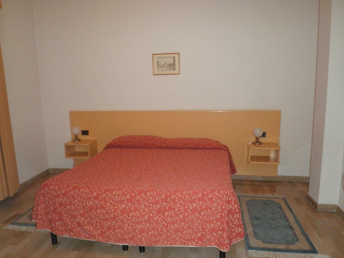 Residence Executive Ancona Dış mekan fotoğraf